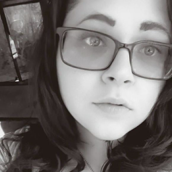 Meet your Posher, Lacy - Picture 1 of 1